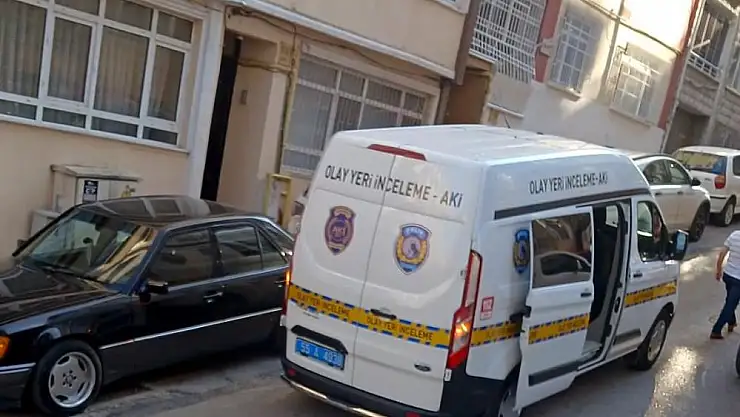 Çalıntı elektrikli motosiklet evin önünde bulundu