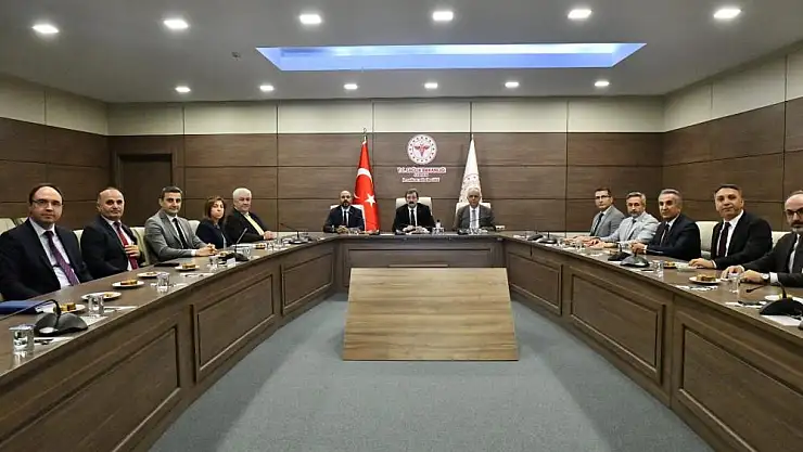 Vali Tavlı: 'Sağlık turizmindeki yüzde 105'lik artış önemli ama yeterli değil'