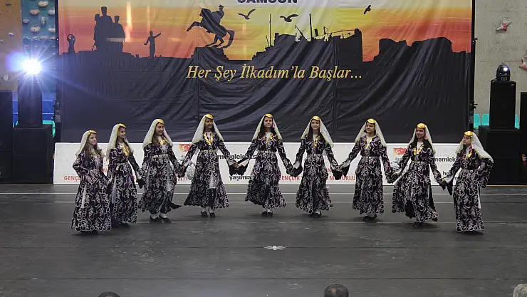 Samsun'da Halk Oyunları Kulüpler Arası Grup Yarışması yapıldı