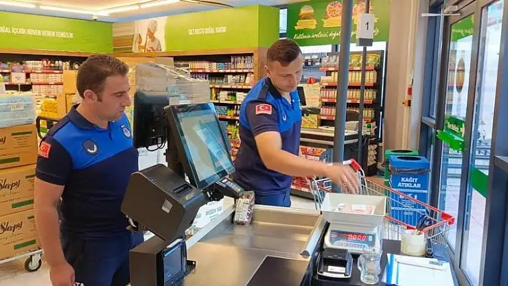 Başkan Sandıkçı: 'Vatandaşlarımızın sağlığı ve güvenliği için ekiplerimizle sahadayız'