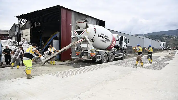 Demir: 'Beton yollar ile ulaşım altyapımızı daha güçlü hale getiriyoruz'