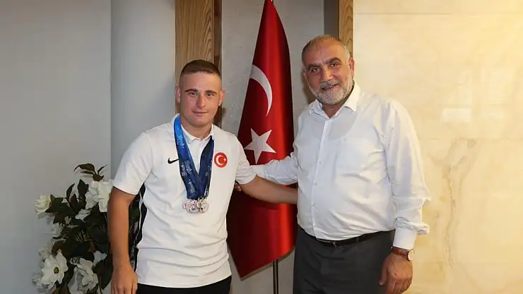 Başkan Sandıkçı: 'Canikli sporcular zaferden zafere koşuyor'