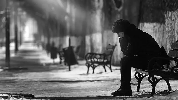 Psikiyatri uzmanı uyardı: 'Mevsimsel depresyon hayatınızı kâbusa çevirmesin'