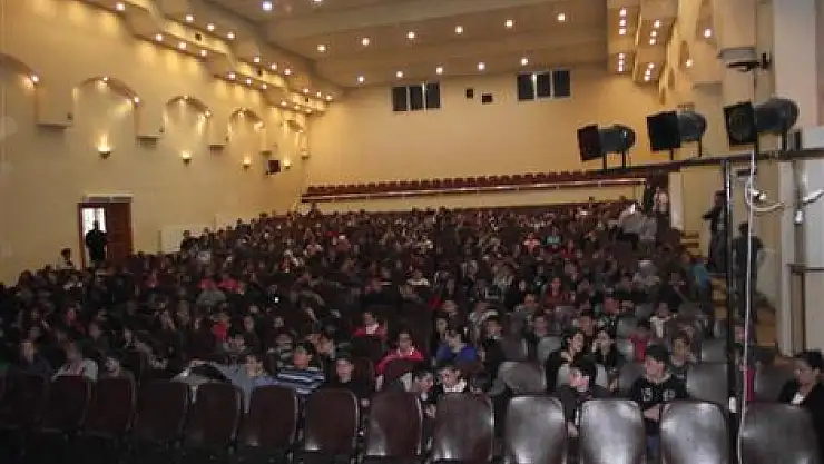 Yeşilırmak Dershanesinde başarı semineri ilgi çekti