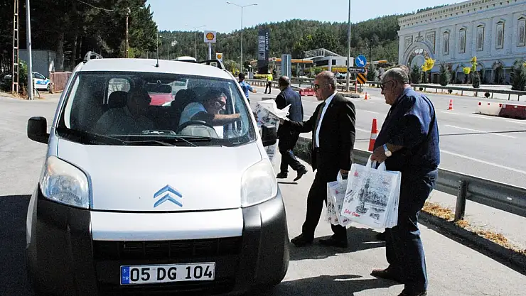 Çorum'da sürücülere ahilik leblebisi ikram edildi