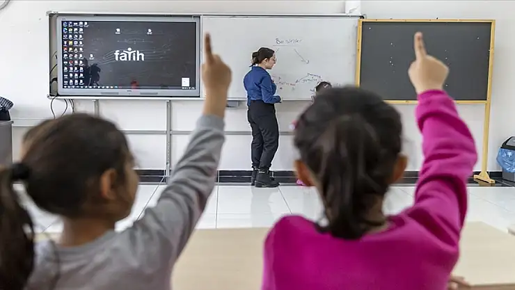 Öğretmenlik Kariyer Basamakları Yazılı Sınavı için ücret alınmayacak