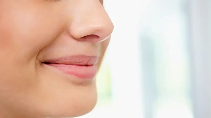 Burun estetiği çılgınlığı: 'TikTok videolarımı shoplayamıyorum, burnumun ucunu kaldırmanız lazım' diyen var