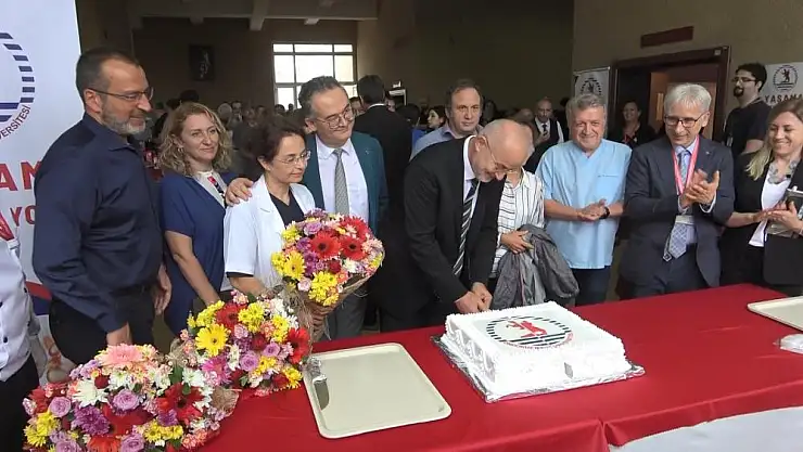 700. organ naklini gerçekleştiren doktorlardan bağış vurgusu: 'Organ nakli çok gerekli ve hayat kurtarıcı bir süreç'