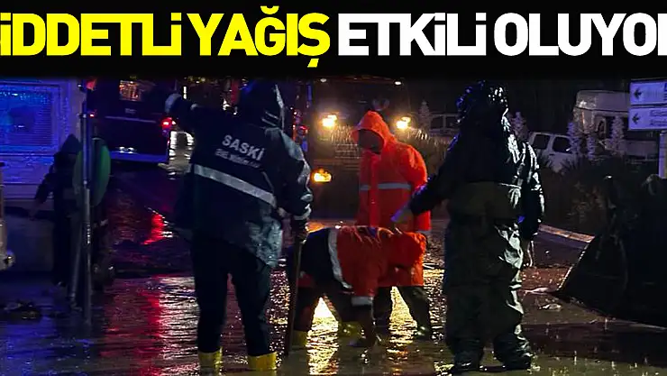 Samsun'da şiddetli yağış etkili oluyor