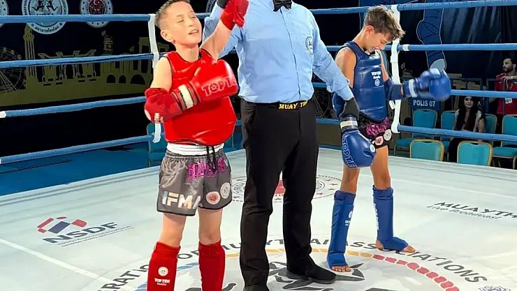 Canikli sporcular dünya şampiyonasında zirveye koşuyor