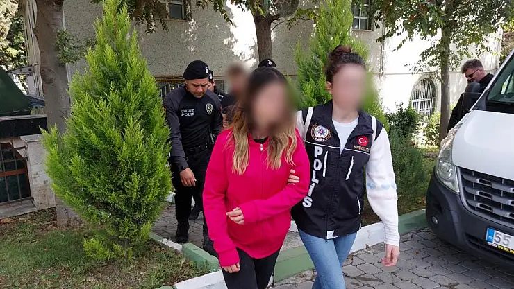 Samsun'da 18 bin 642 sentetik ecza ile yakalanan 2 kişi adliyede