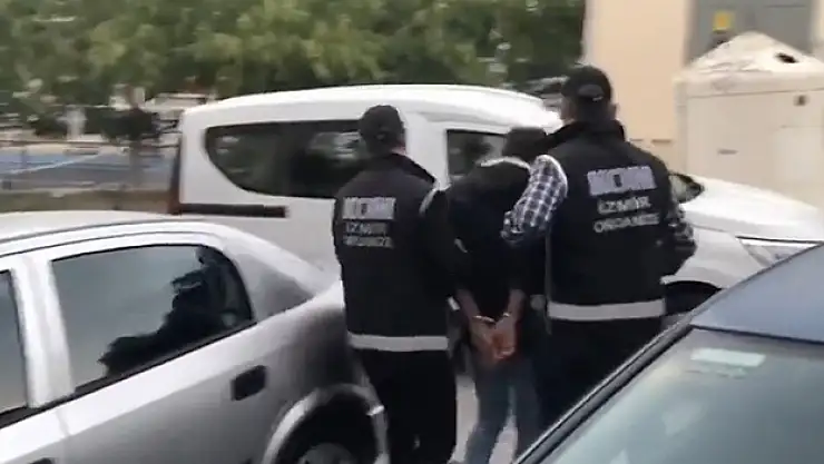 'Kahramanlar Operasyonu' kapsamında arama kaydı bulunan 2 bin 554 kişi yakalandı