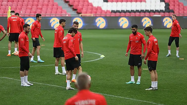 Futbolda milli mesai başlıyor