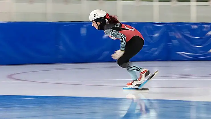 14 yaşındaki başarılı sürat pateni sporcusu Derya Karadağ, olimpiyatları hedefliyor