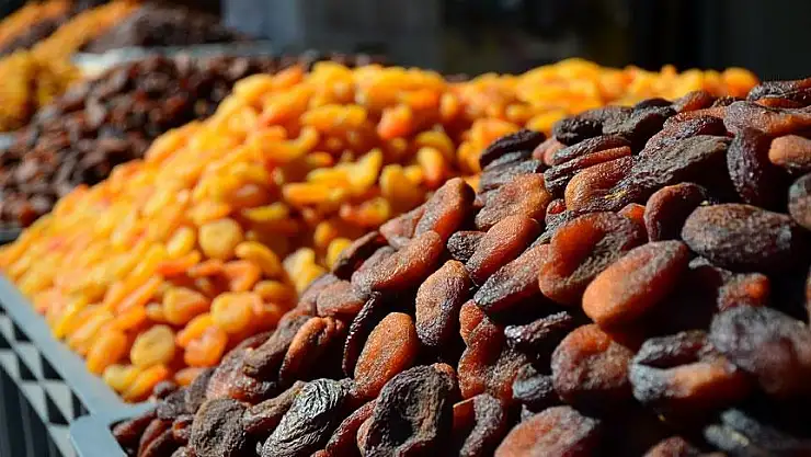 Kuru kayısı ihracatından  290 milyon dolar gelir