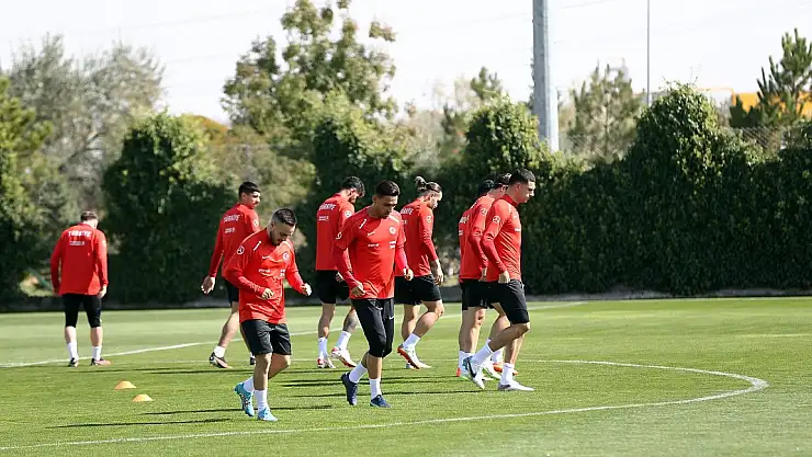Milliler, Letonya maçı hazırlıklarını tamamladı