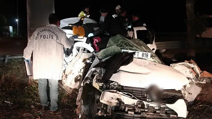 Doğum günü eğlencesi dönüşü kazada hayatını kaybeden 3 genç toprağa verildi