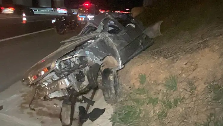 Otomobil, aileden 3 kişinin sonu oldu