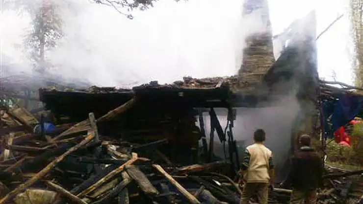 Samsun'da Ev Yangını