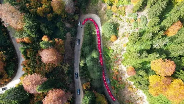 100. yıla özel 100 metrelik bayrak