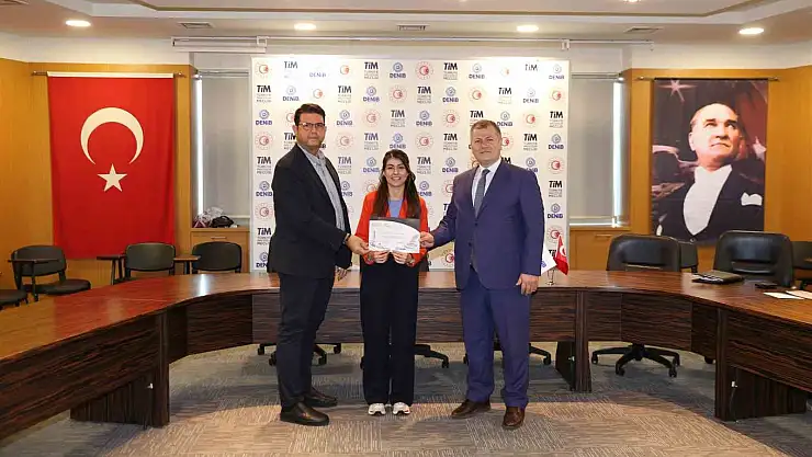 Kalite kontrol elemanları belgelerini aldı