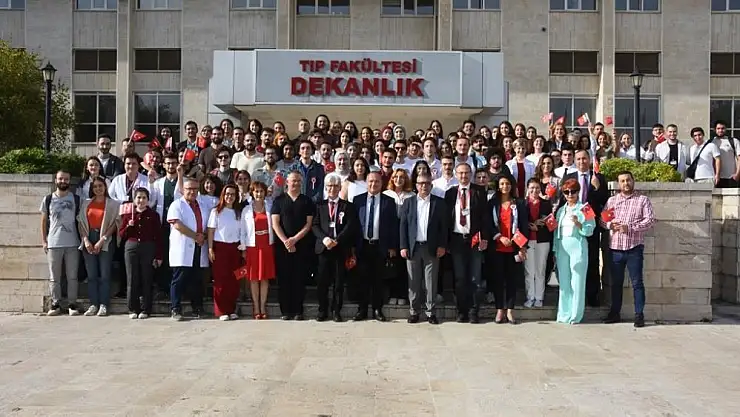 Tıp Fakültesinde 100.Yıl Coşkusu