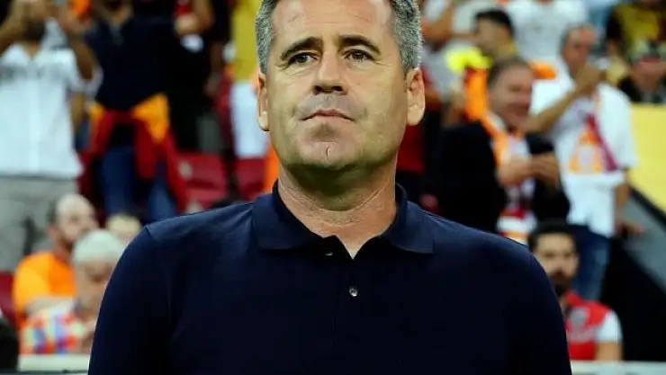 11 teknik direktör ile yollar ayrıldı