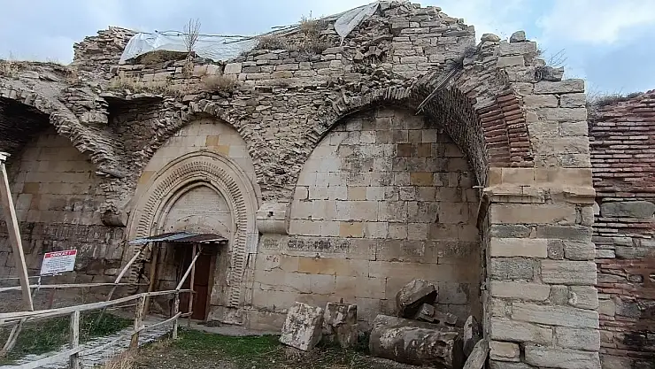 Yedi Kilise yıkılma tehlikesiyle karşı karşıya