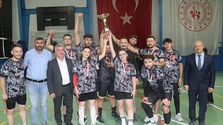 Cumhuriyet Turnuvası Sona Erdi