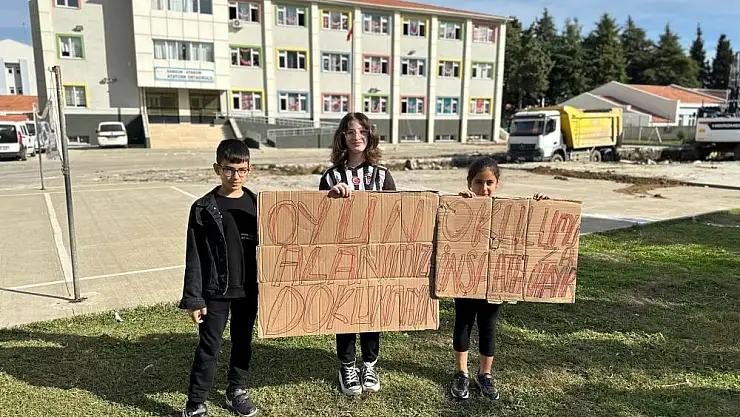 Okul Bahçesindeki İnşaata Velilerden Tepki