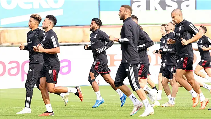 Beşiktaş, Antalyaspor'a Konuk