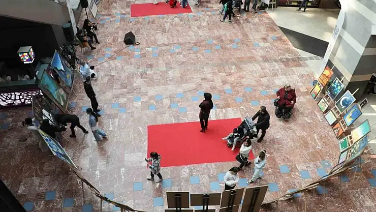 kursiyerlerin resim ve takıları sergilendi