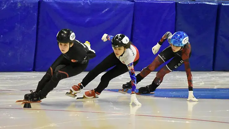 Erzurum'da buzda heyecan başladı