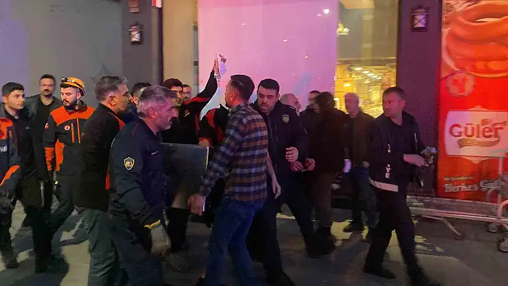 Kolunu Kıyma makinesine kaptırdı