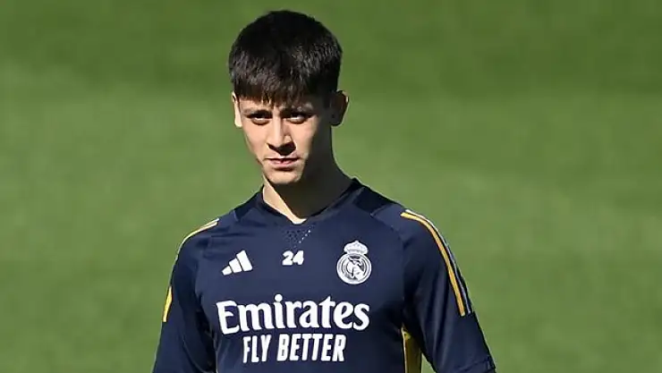 Kulüp, Doktorun İşine Son Verdi