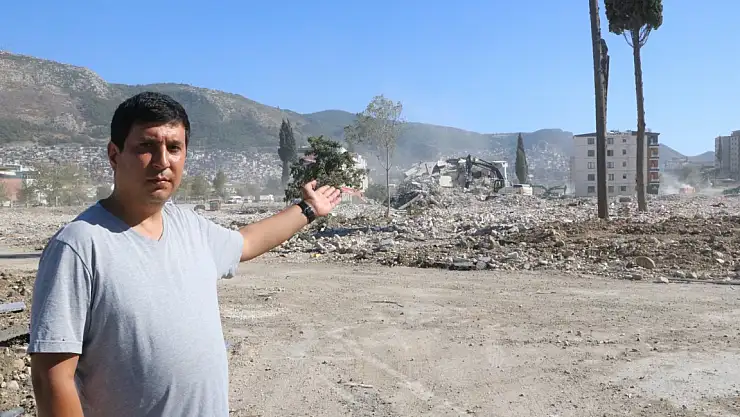 Depremzedeler yakınlarını umutla bekliyor