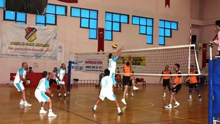 Çarşamba Anadolu Lisesi Final Gurubunda