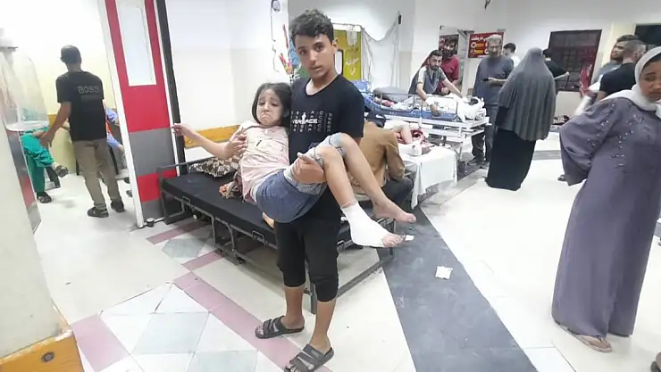 'Hastaneler savaş alanı değildir'