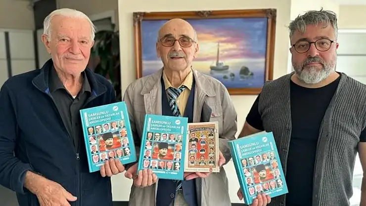 Yüzlerce yazar ve şair bu kitapta