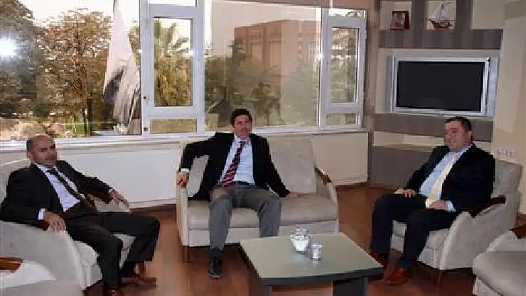 AK Parti'de anket çalışmaları başladı