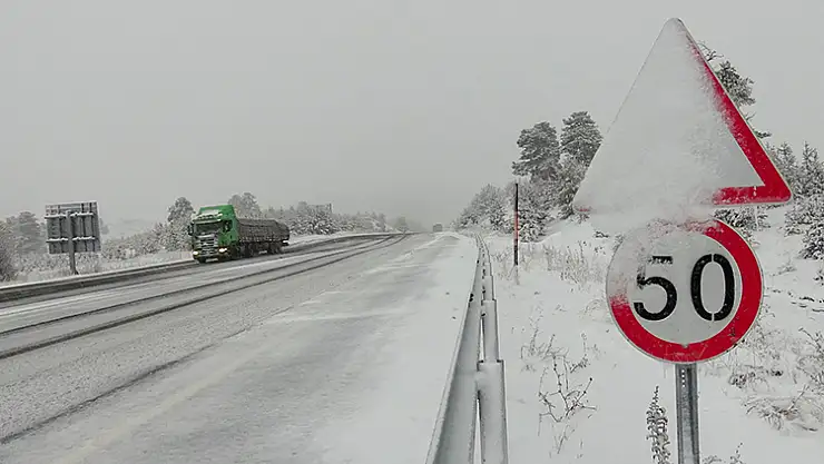 Soğuk hava 'kara kış'ı aratmıyor