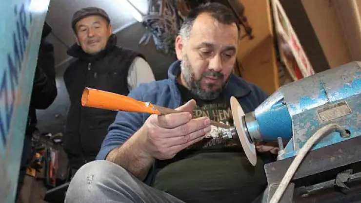 Zeytin budama dönemi erken geldi