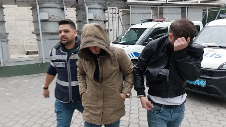 Su saati çalanlar adliyede