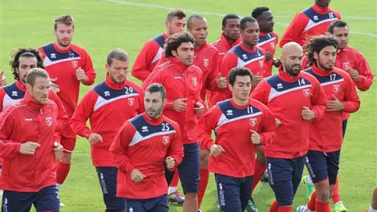 Samsunsporlu Futbolcular Taraftardan Destek İstedi