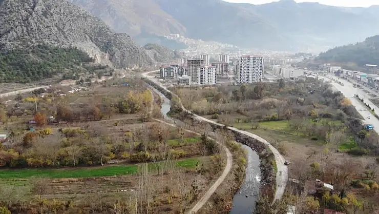 Tersakan Çayı kirlilik nedeniyle köpürdü: 'Uykularımız kaçıyor'