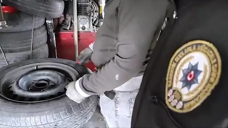 Yedek lastikten uyuşturucu çıktı