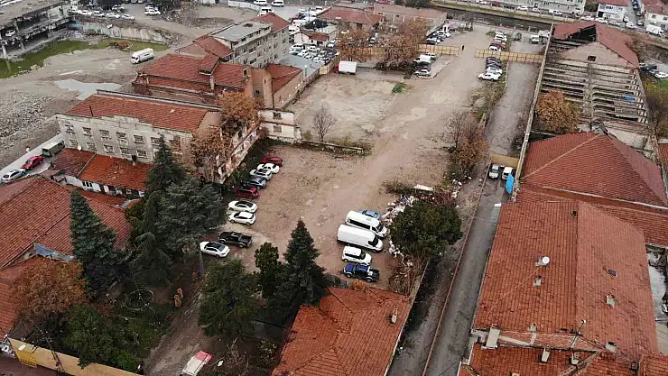 Sokağı 'Benim' Diyerek Kapattı