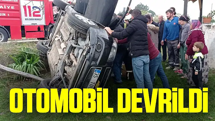 Salıpazarı'nda otomobil devrildi