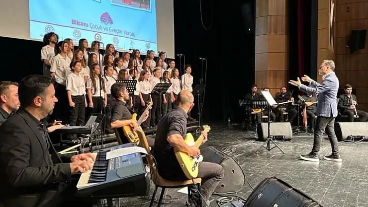 Birçok dilde söylediler: Farklı konser