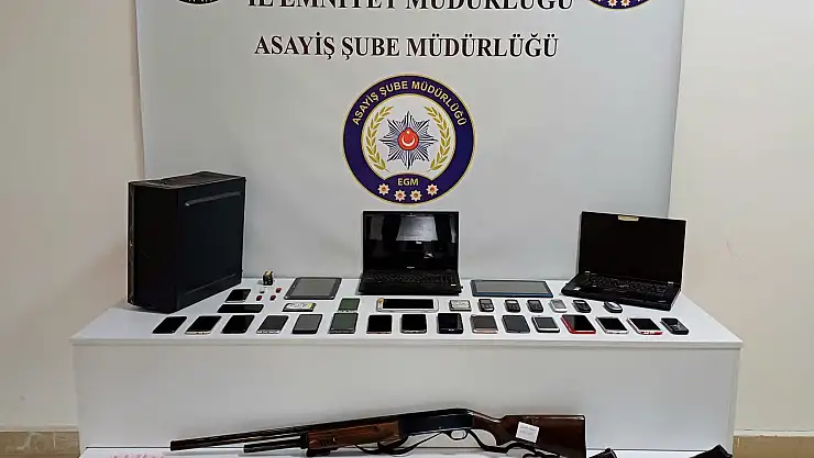 NİTELİKLİ DOLANDRIRICILIĞA 6 TUTUKLAMA